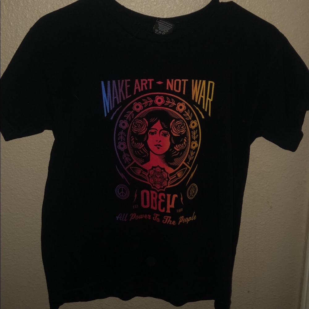Obey shirt